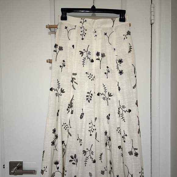 Zara Cream and Black Maxi A-Line Skirt - Picture 6 of 7